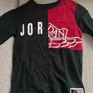 Air Jordan crewneck